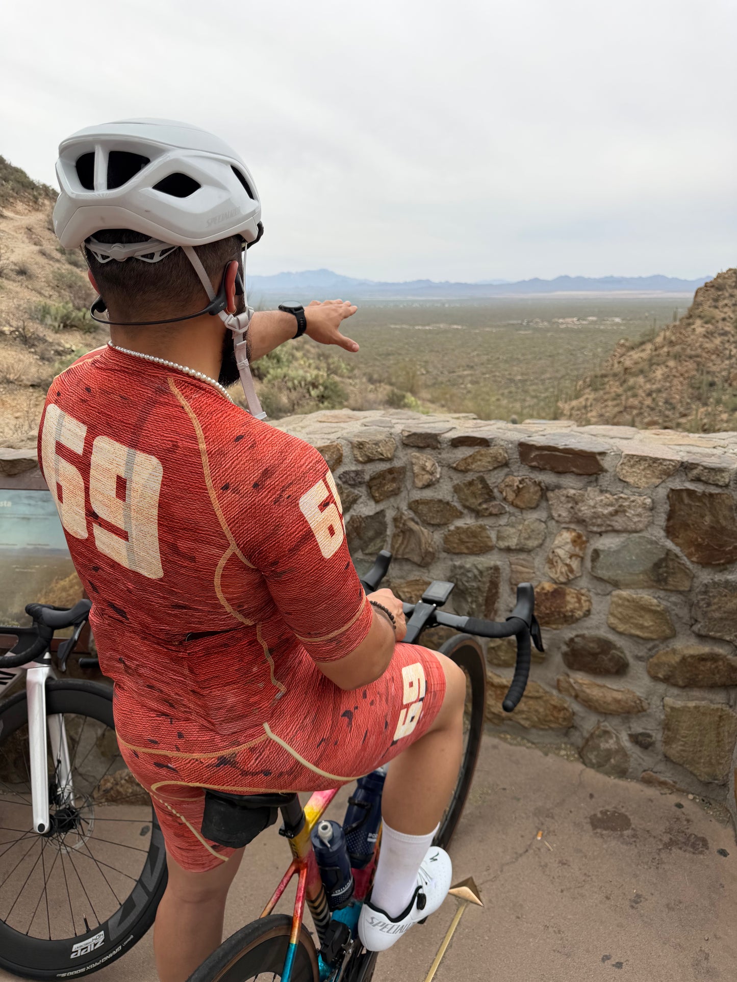 Men's 'NYC' Omni Bib Shorts - Brick
